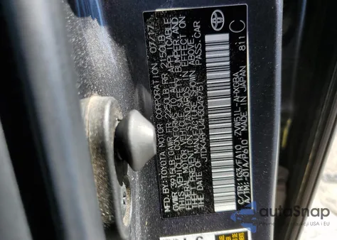 2017 Toyota Prius z USA, uszkodzony, nr VIN JTDKARFU4H3049751